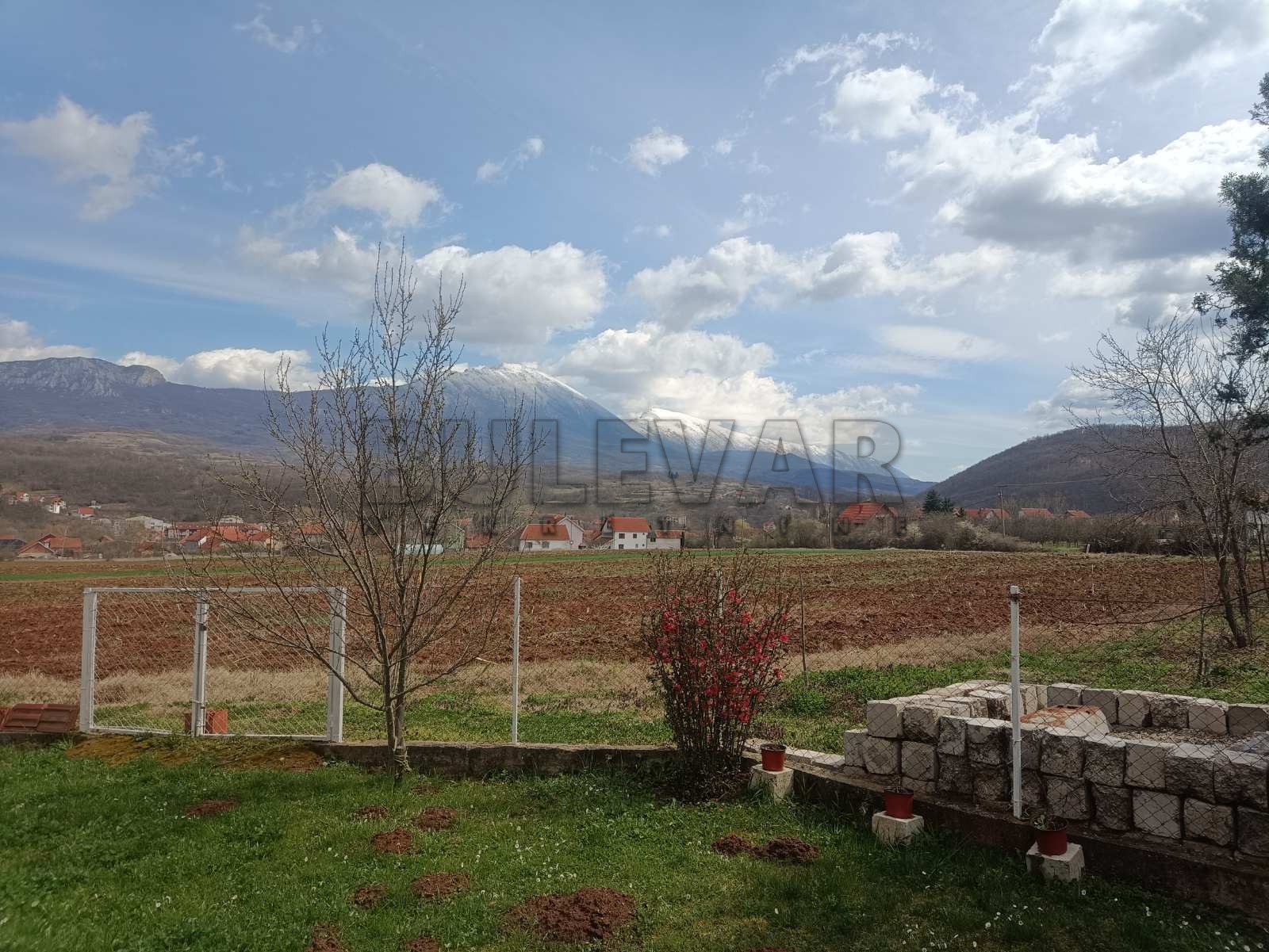 Dvosobna kuća, 121 m2, Branka Miljkovića ID: p-04159 18