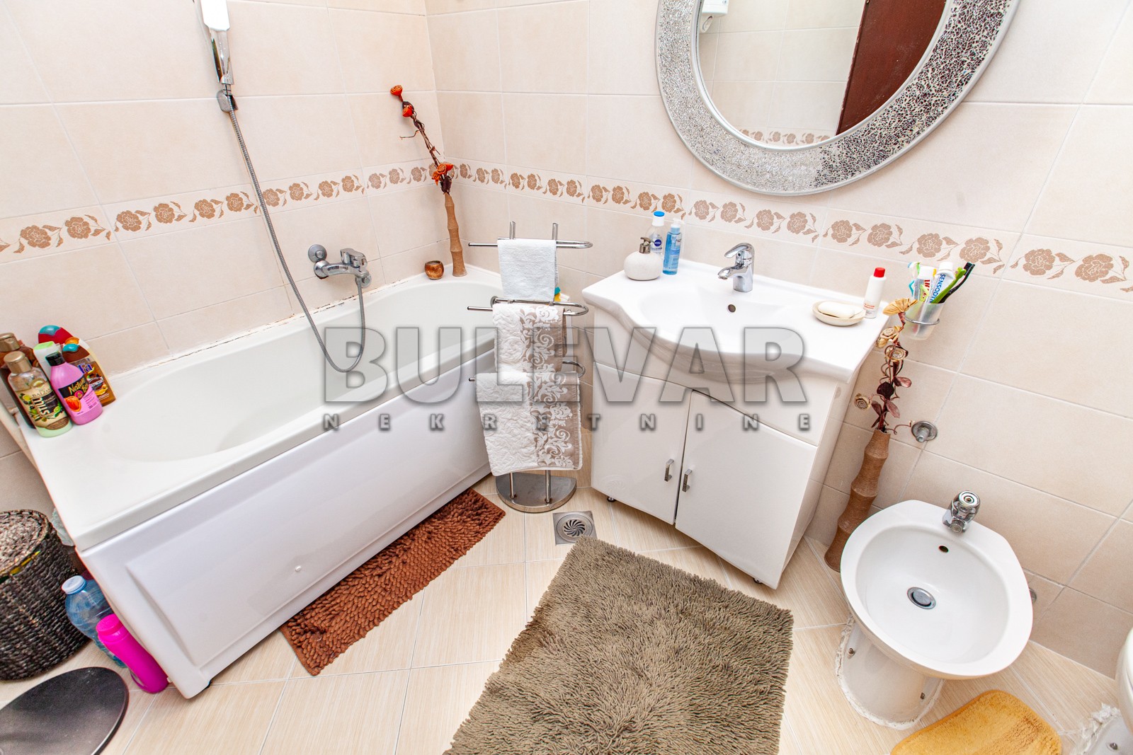 Dvosobna kuća, 390 m2, Medoševac, Medoševac ID: p-03238 10