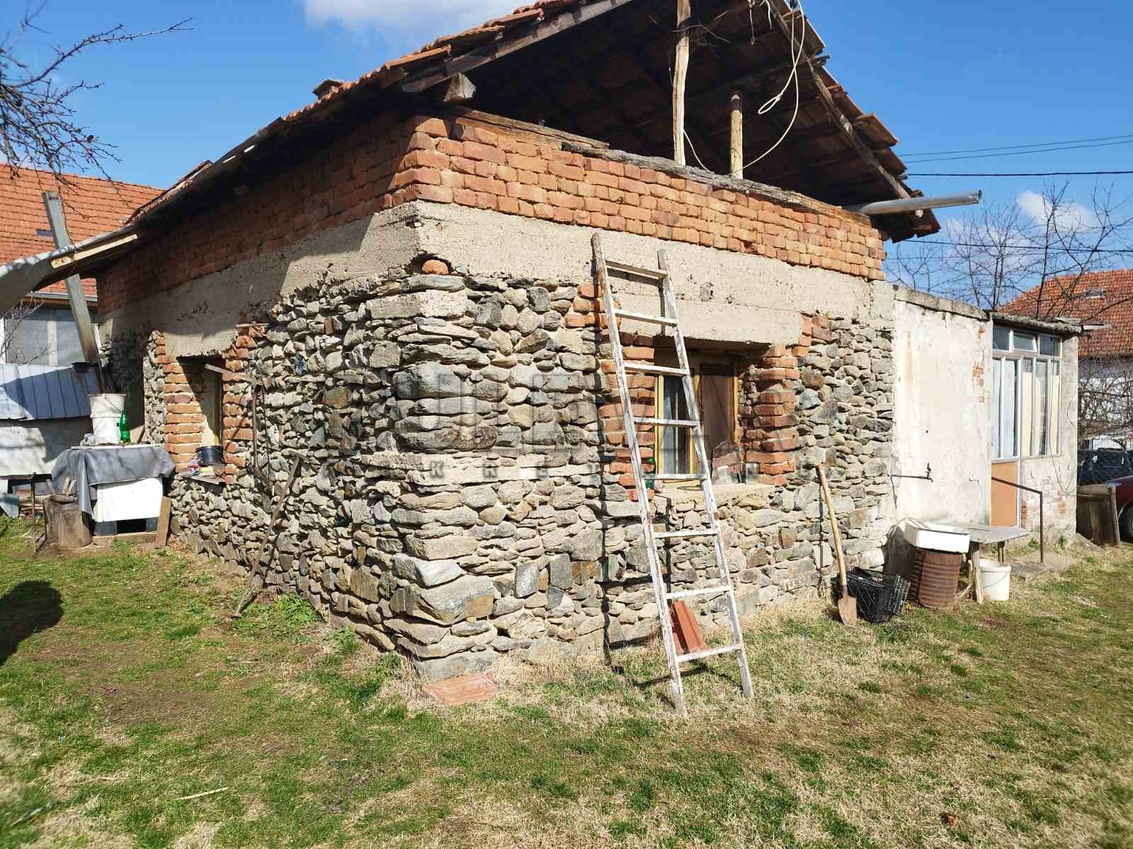 Dvosobna kuća, 57 m2, Knežica, Knežica ID: p-010826 1