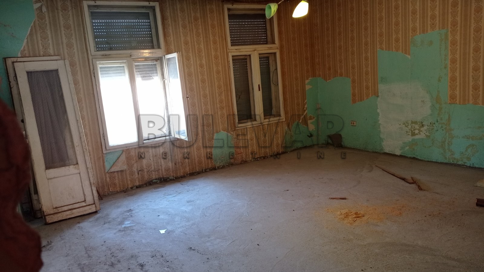Dvosobna kuća, 70 m2, Knjaza Miloša ID: i-05637 2