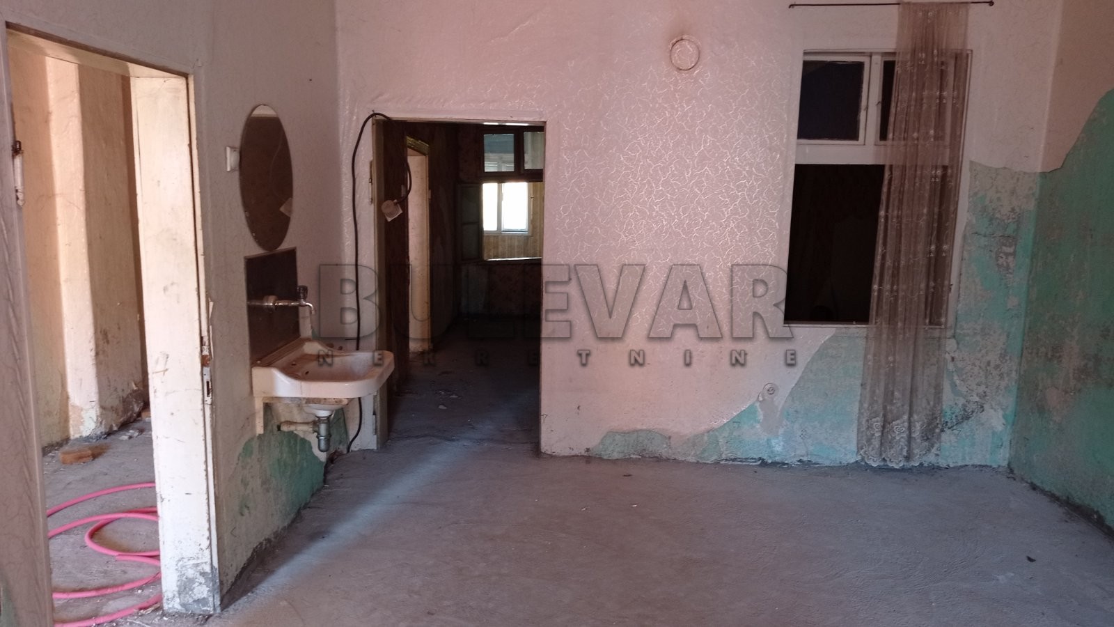 Dvosobna kuća, 70 m2, Knjaza Miloša ID: i-05637 4