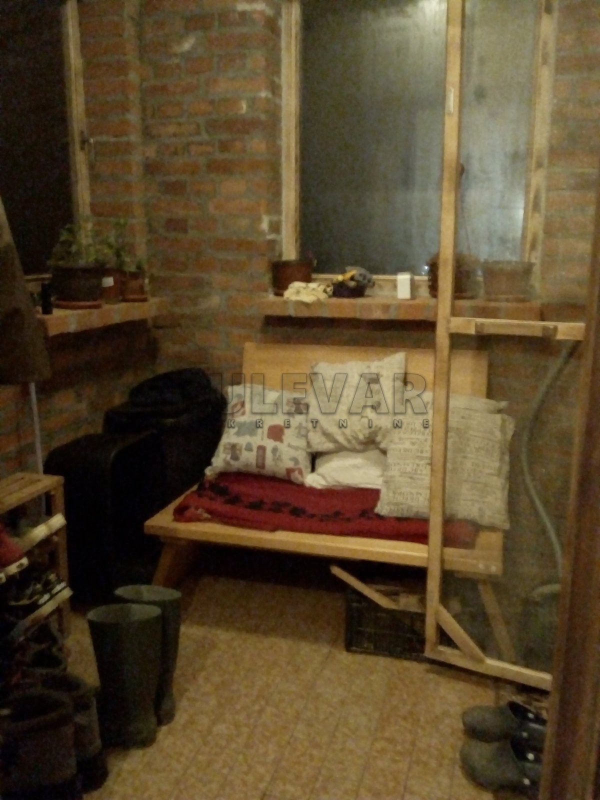 Dvosobna kuća, 80 m2, Staro Momčilovo, Staro Momčilovo ID: p-010338 1