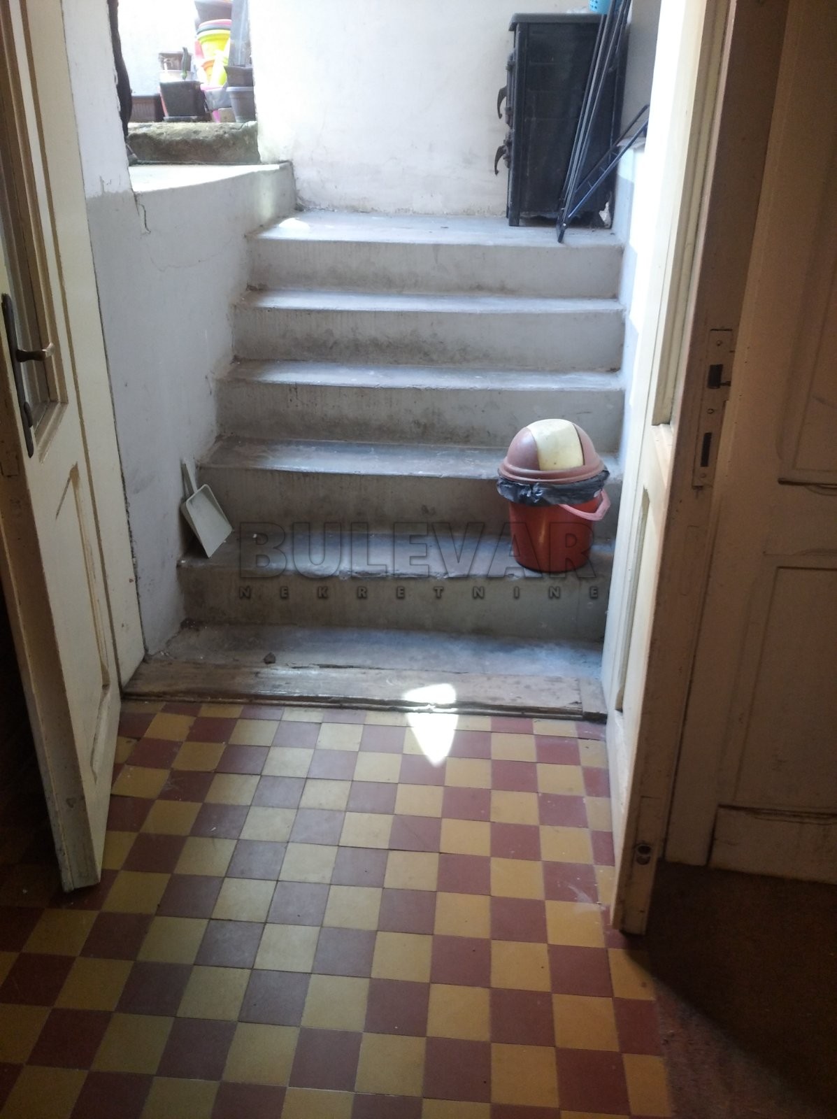 Jednosoban stan, 30 m2, Centar, Jeronimova ID: i-011211 8