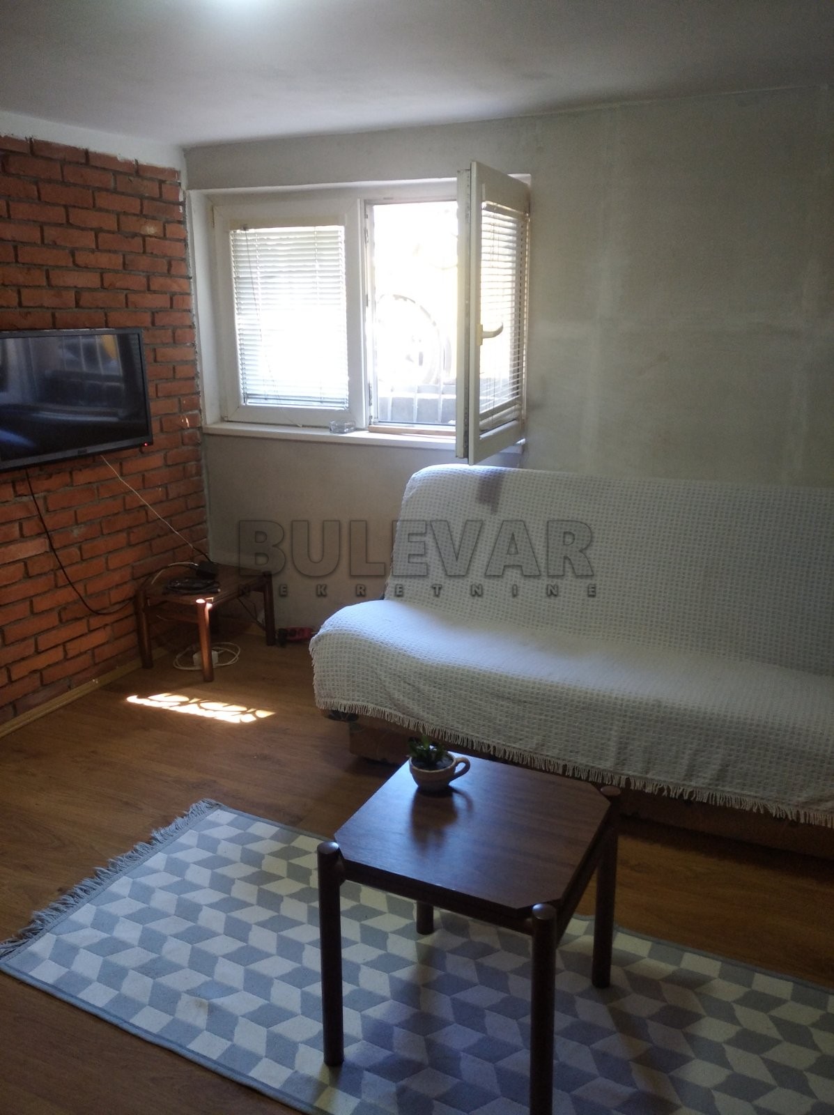 Jednosoban stan, 30 m2, Centar, Jeronimova ID: i-011211 3