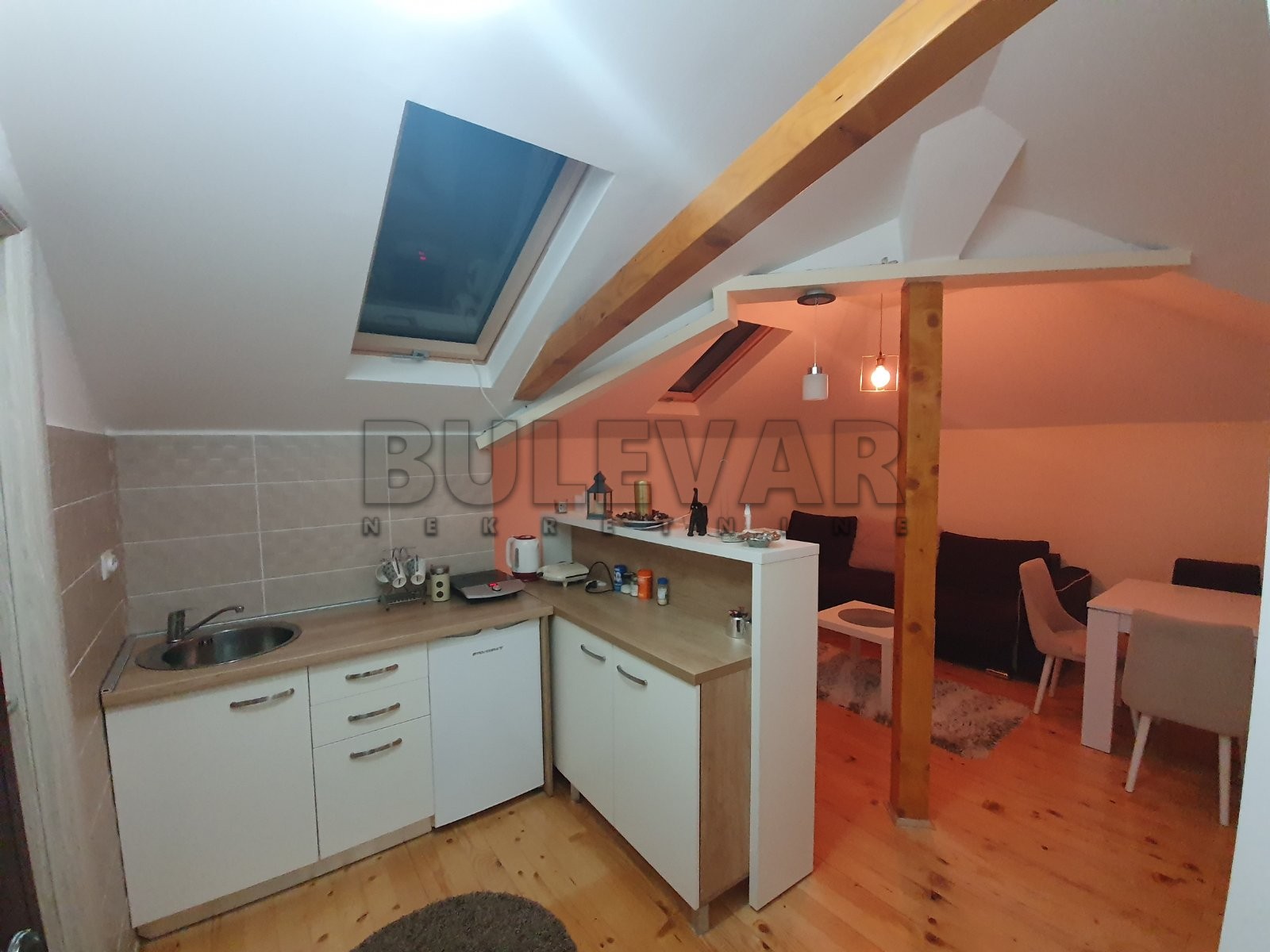 Jednosoban stan, 31 m2, Vikend naselje ID: p-09070 9