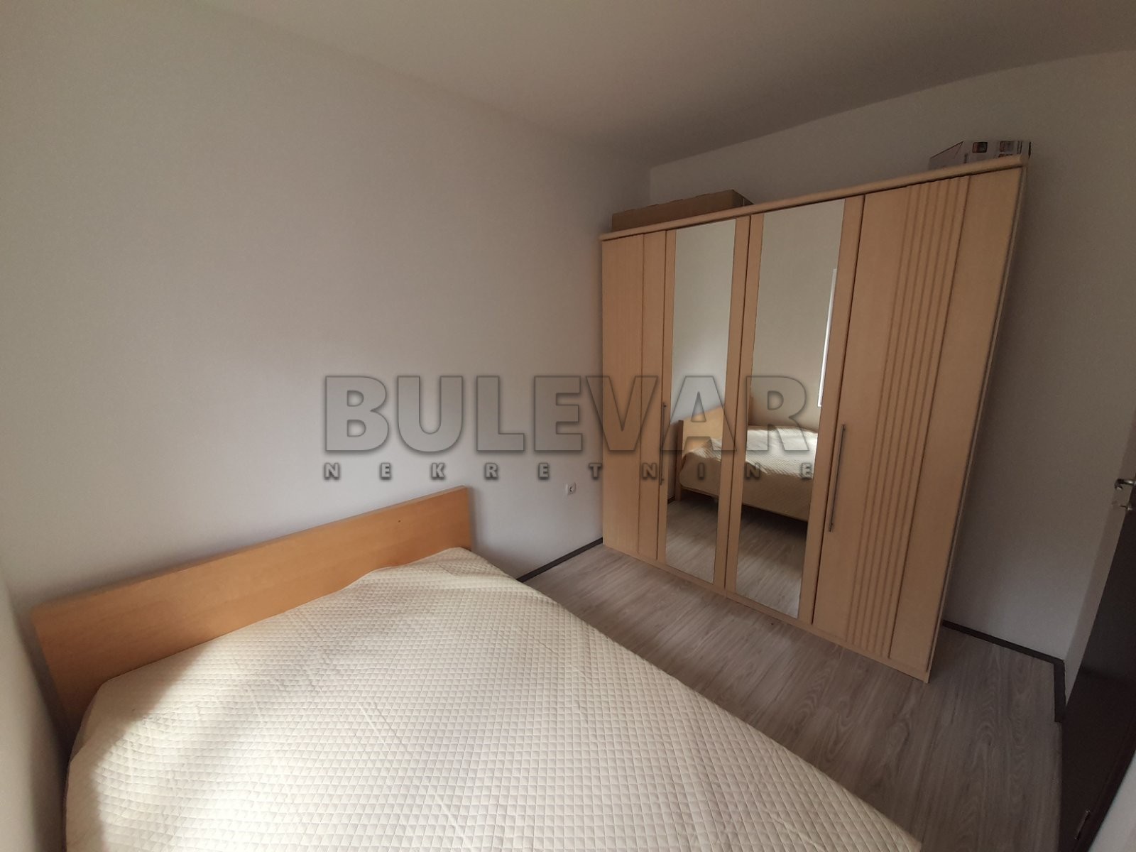 Jednosoban stan, 32 m2, Centar, Vikend naselje ID: p-06567 11