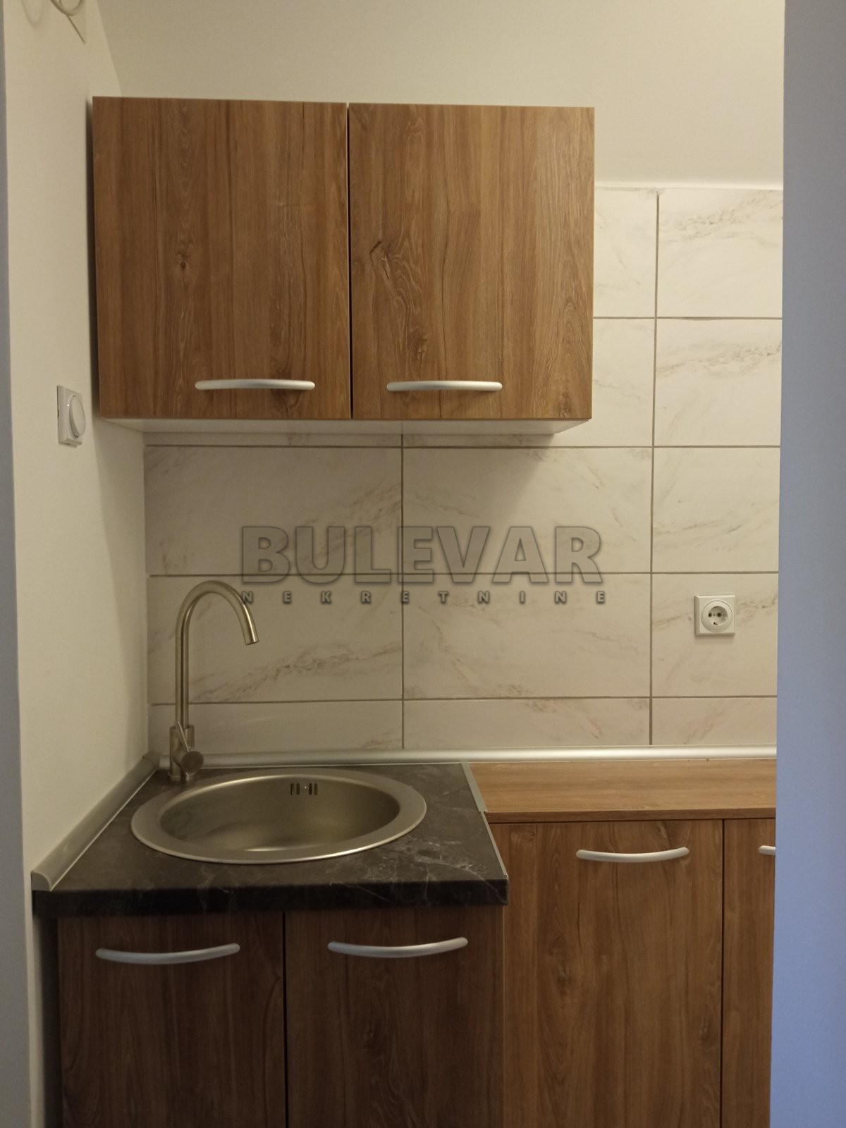 Jednosoban stan, 40 m2, Medijana, Sretena Stefanovića ID: i-010478 4