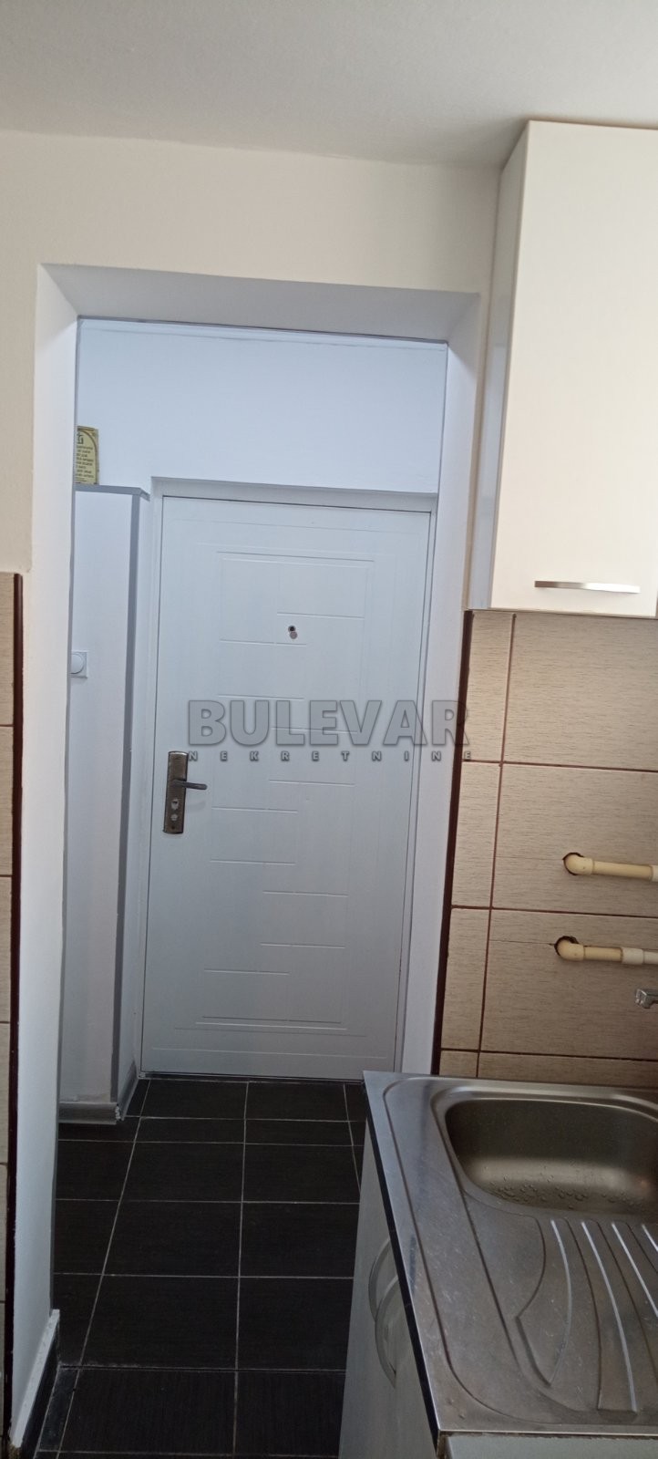 Jednosoban stan, 40 m2, Železnička stanica, Vojvode Gojka ID: p-09564 8
