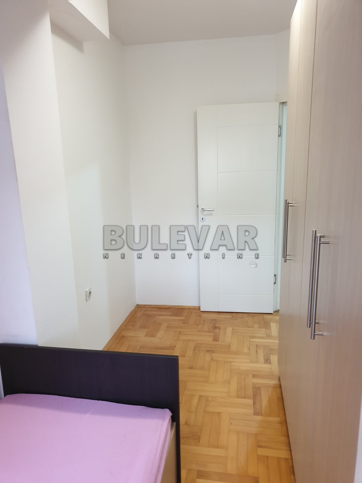 Jednosoban stan, 42 m2, Centar, Kej Kola srpskih sestara ID: i-09101 14