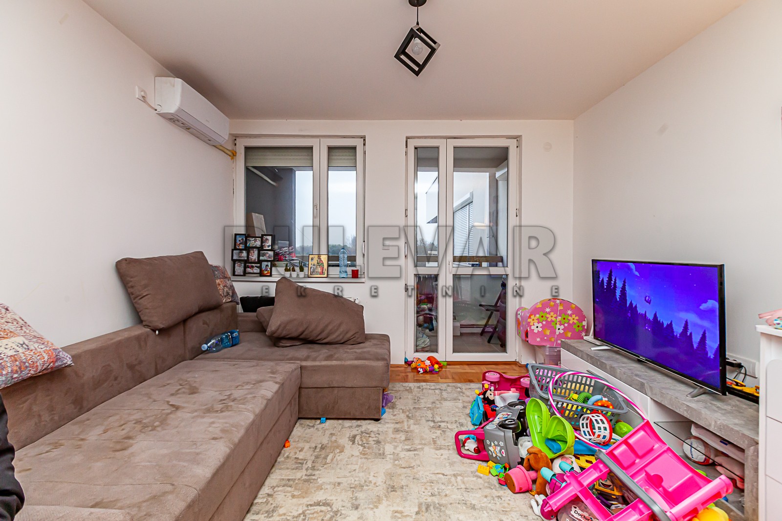 Jednosoban stan, 43 m2, Duvanište, Bulevar Medijana ID: p-010246 9