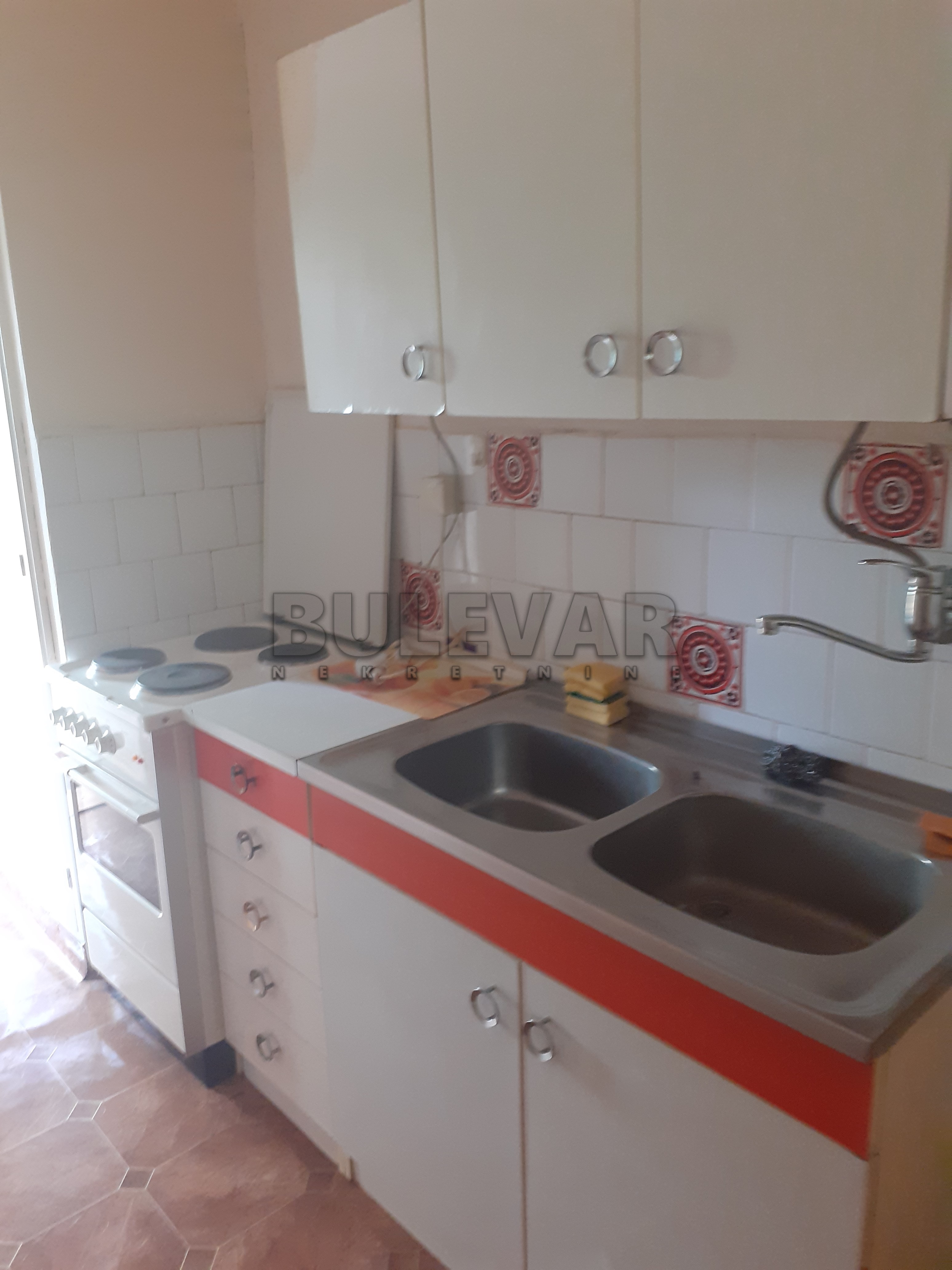 Dvosoban stan, 55 m2, Medijana, Vojvode Tankosića ID: i-03875 10