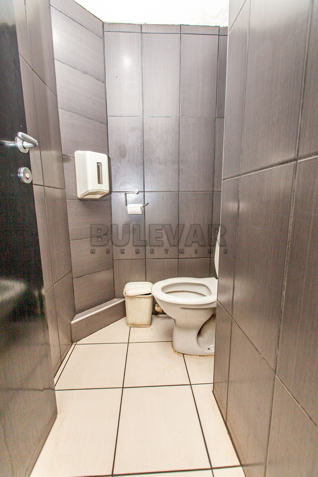 Lokal, 100 m2, Centar, Trg kralja Aleksandra Ujedinitelja ID: p-03973 9