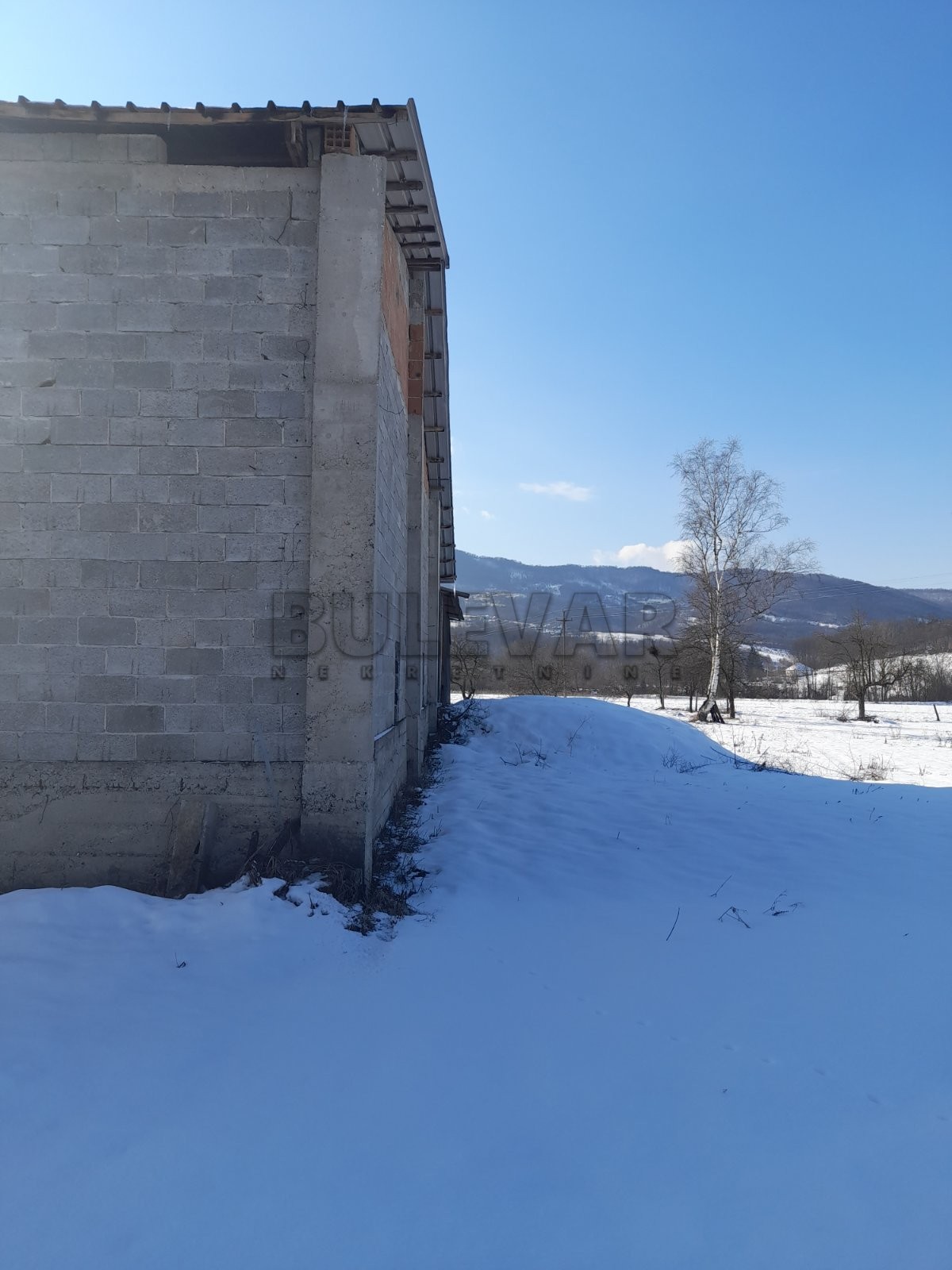 Lokal, 1000 m2, Gruža, Gruža ID: p-05028 4