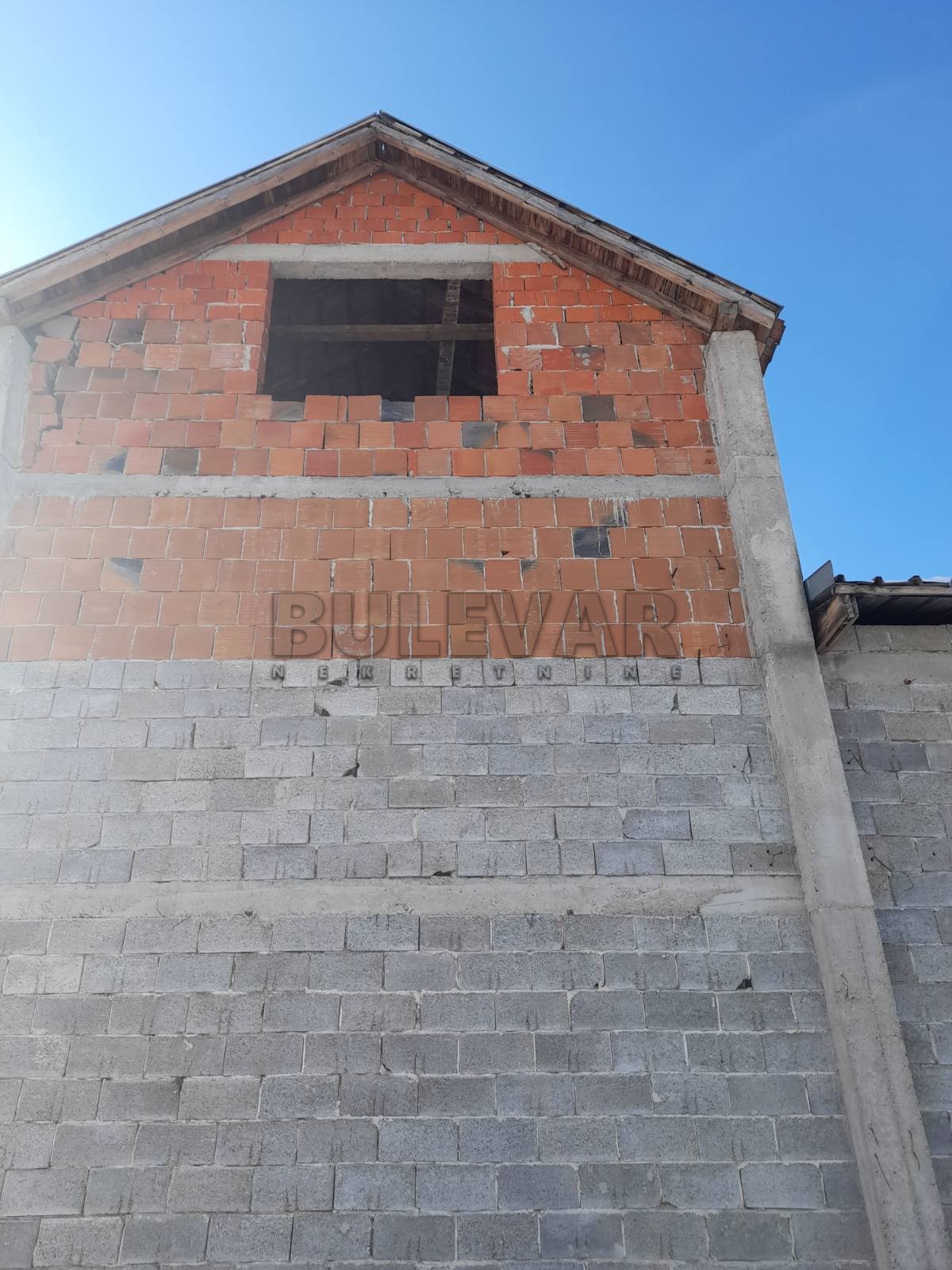 Lokal, 1000 m2, Gruža, Gruža ID: p-05028 5