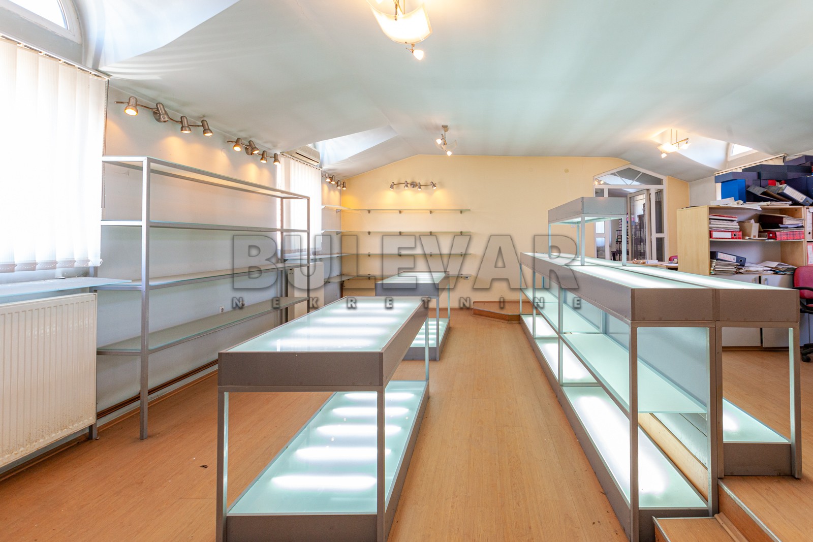 Lokal, 1036 m2, Palilula, Maršala Tita ID: p-08142 3