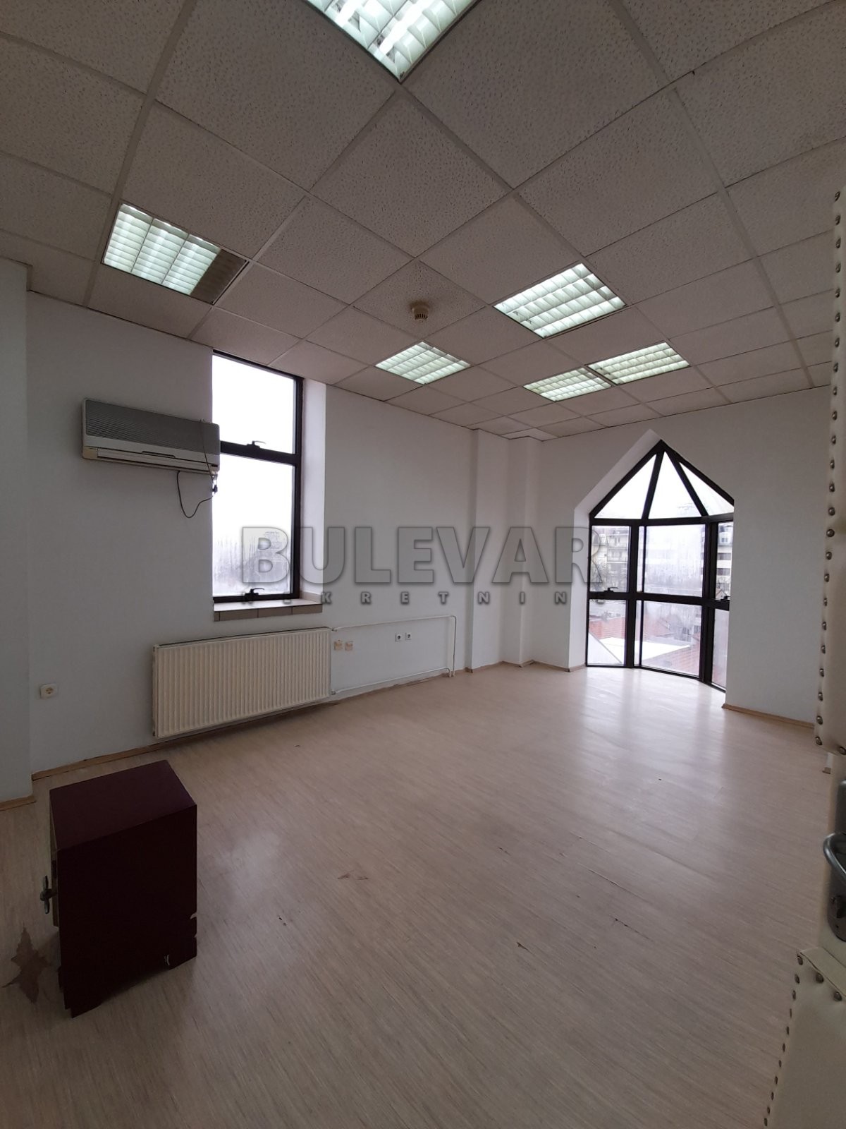 Lokal, 110 m2, Centar, Cara Dušana ID: i-010794 11