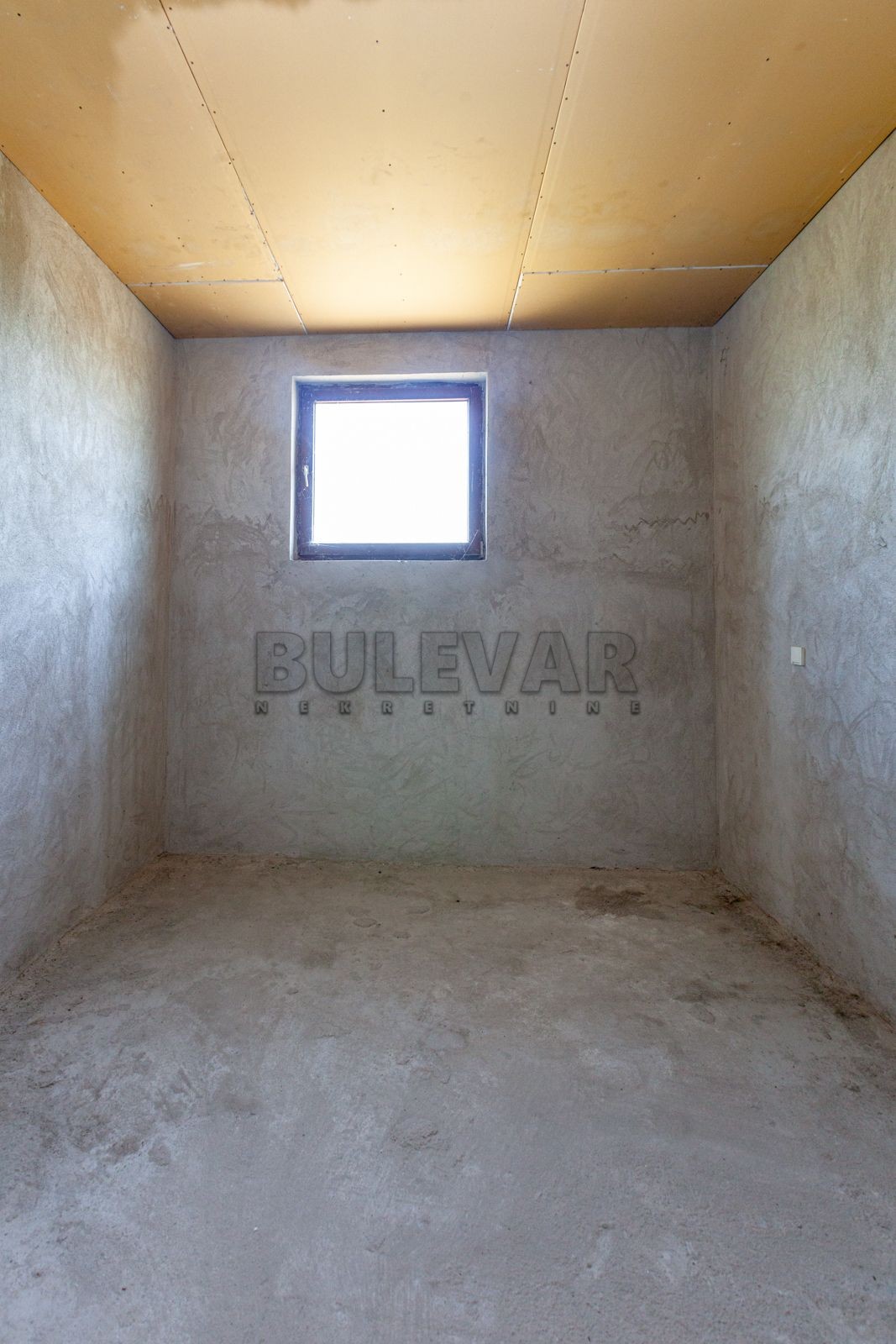 Lokal, 1100 m2, Pukovac ID: i-05840 10