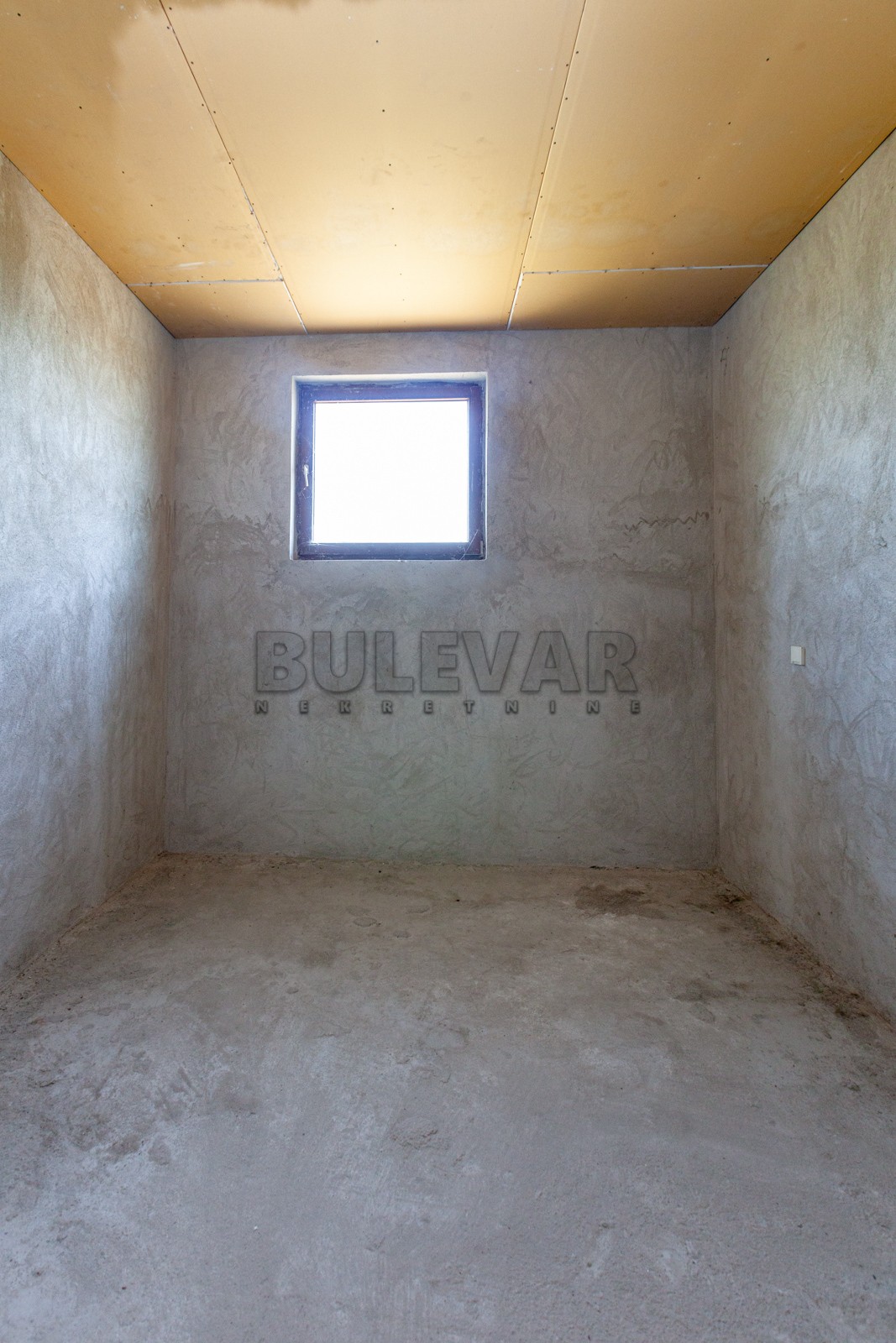 Lokal, 1100 m2, Pukovac ID: p-05833 10