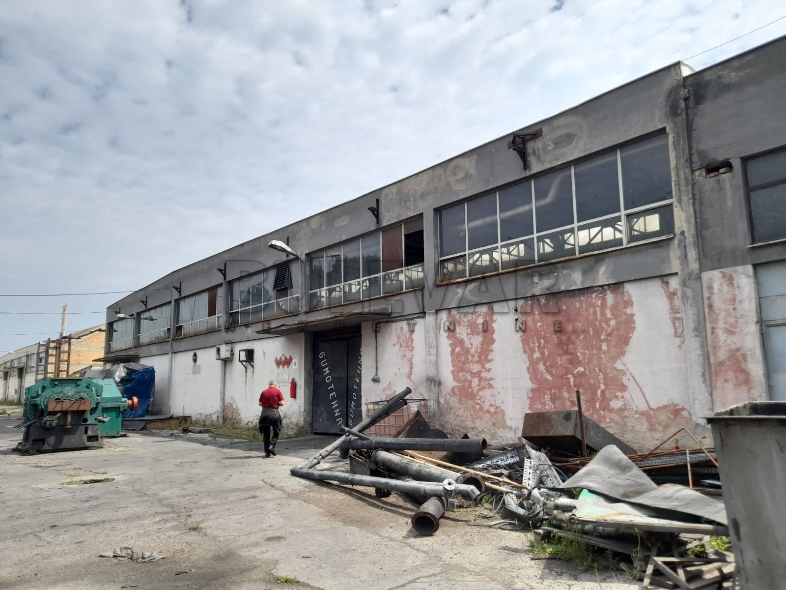 Lokal, 11817 m2, Mramorsko Brdo, Topličkog partizanskog odreda ID: i-09662 1