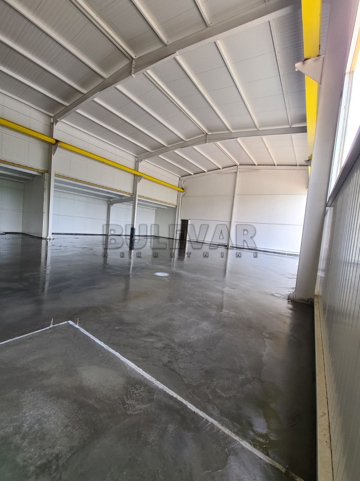 Lokal, 1200 m2, Dušana Trifunca ID: i-09366 12