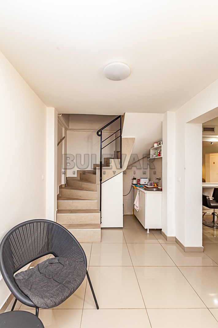 Lokal, 125 m2, Čair, Cara Dušana ID: i-011057 9