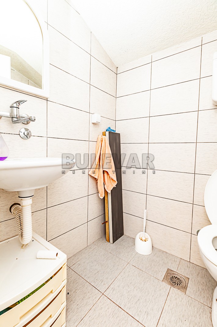 Lokal, 125 m2, Čair, Cara Dušana ID: i-011057 15