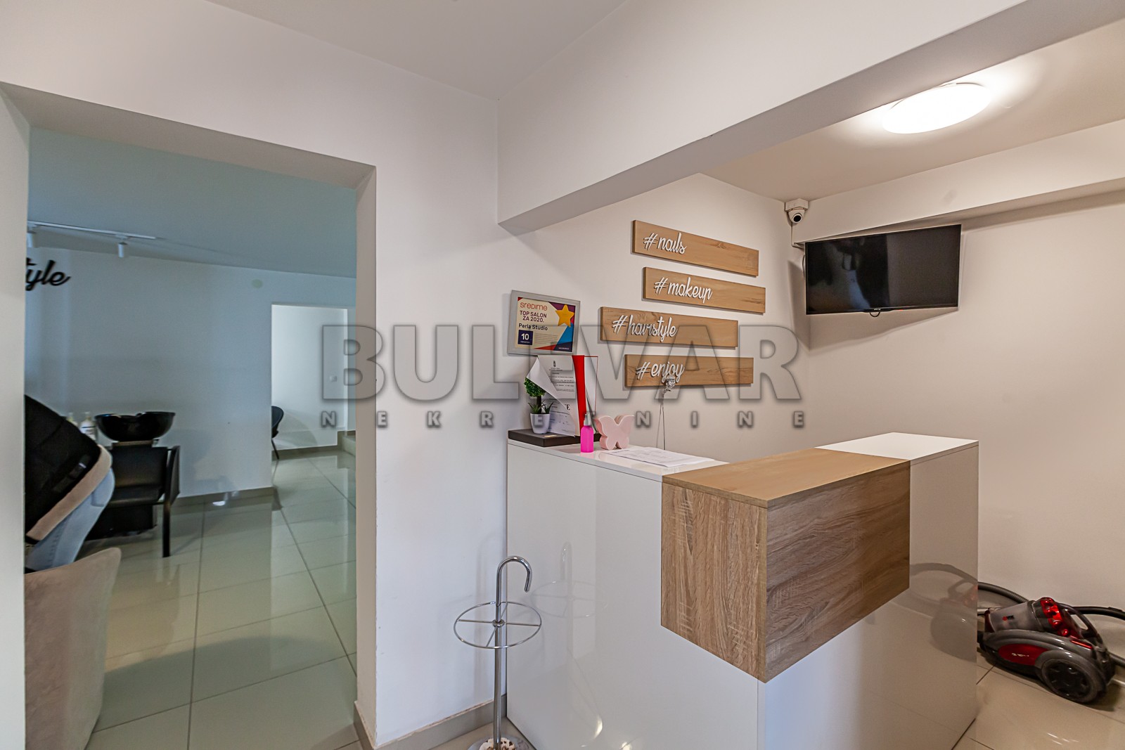 Lokal, 125 m2, Čair, Cara Dušana ID: i-011057 1