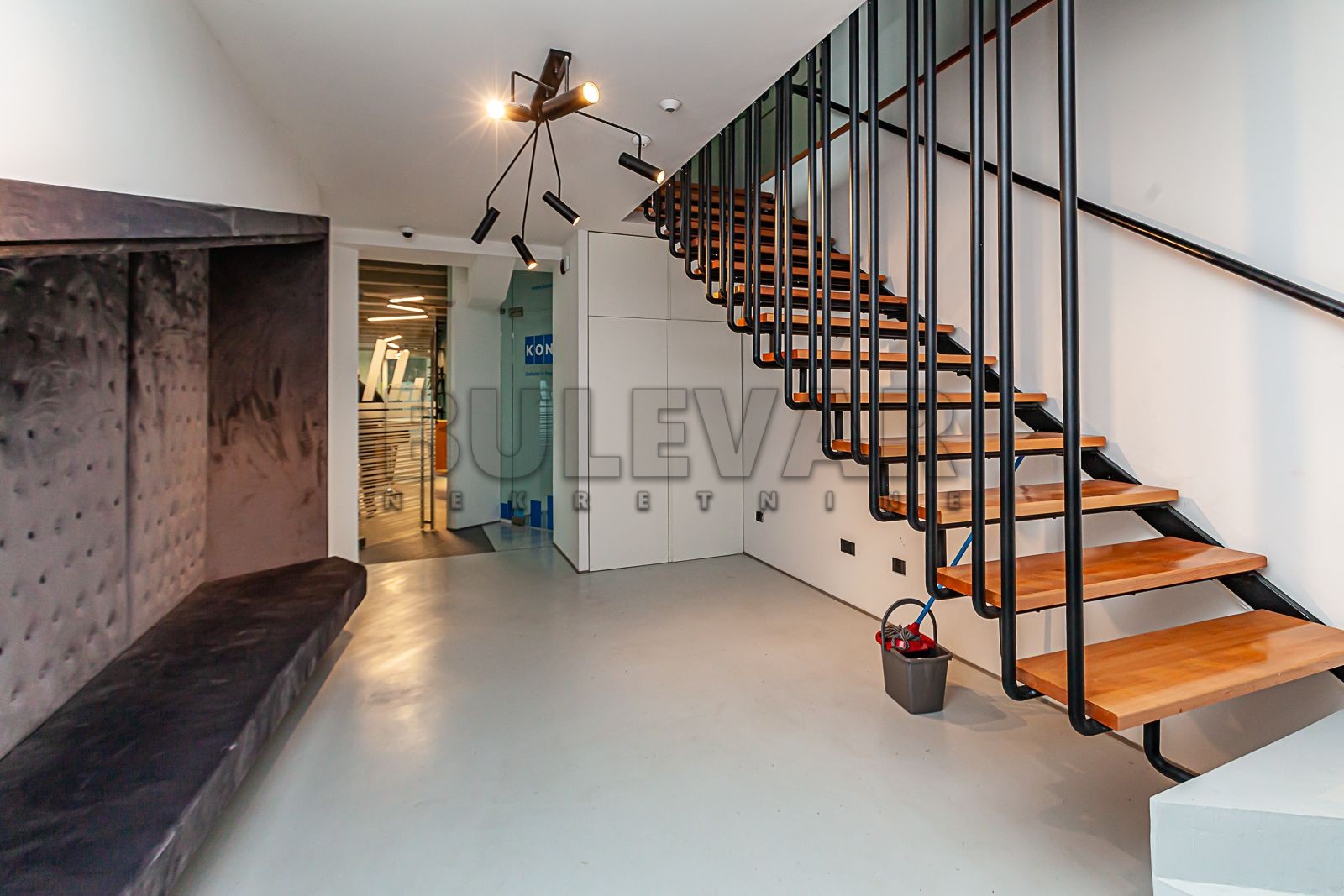 Lokal, 130 m2, Čamurlija, Bulevar 12. februar ID: i-05394 2