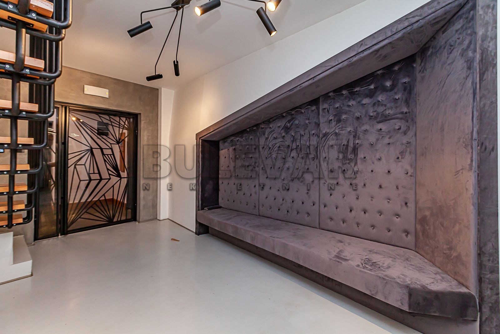 Lokal, 130 m2, Čamurlija, Bulevar 12. februar ID: i-05394 3