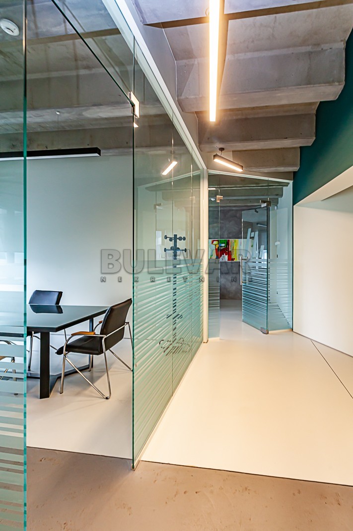 Lokal, 130 m2, Čamurlija, Bulevar 12. februar ID: i-05394 10
