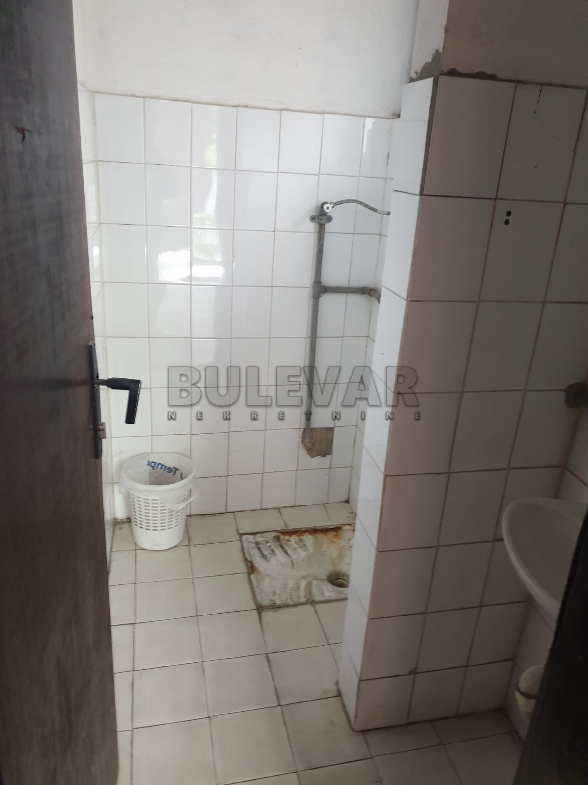 Lokal, 130 m2, Crveni krst, Branka Bjegovića ID: i-05944 12
