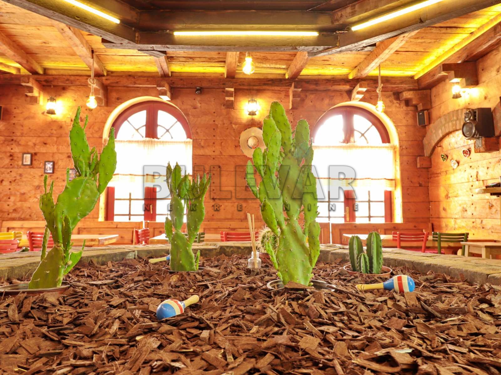 Lokal, 141 m2, Centar, Vojislava Kalanovića ID: p-08991 1