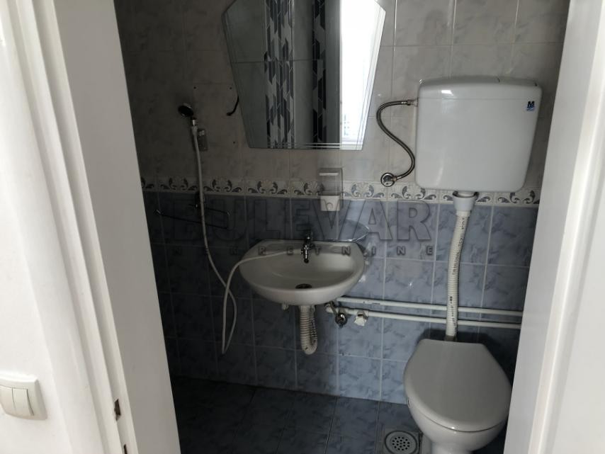 Lokal, 150 m2, Centar, Lole Ribara ID: i-08209 12