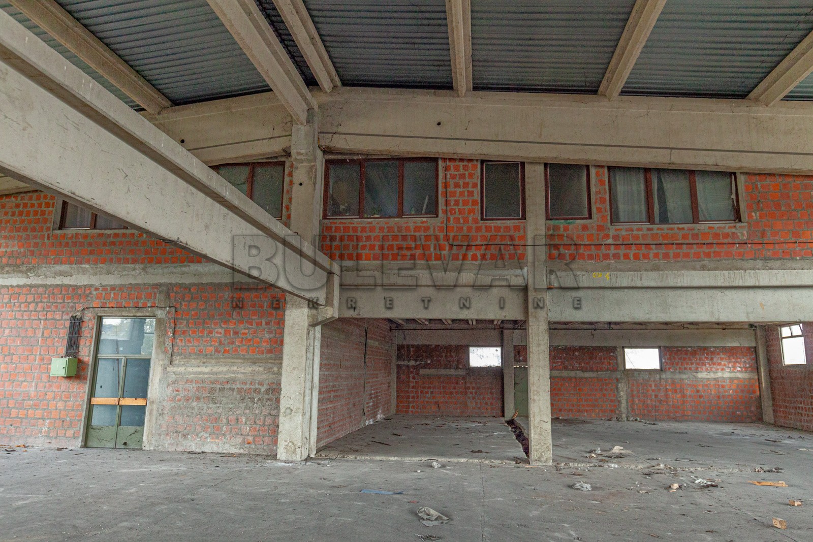 Lokal, 1504 m2, Mramorsko Brdo, Topličkog partizanskog odreda ID: i-09666 6