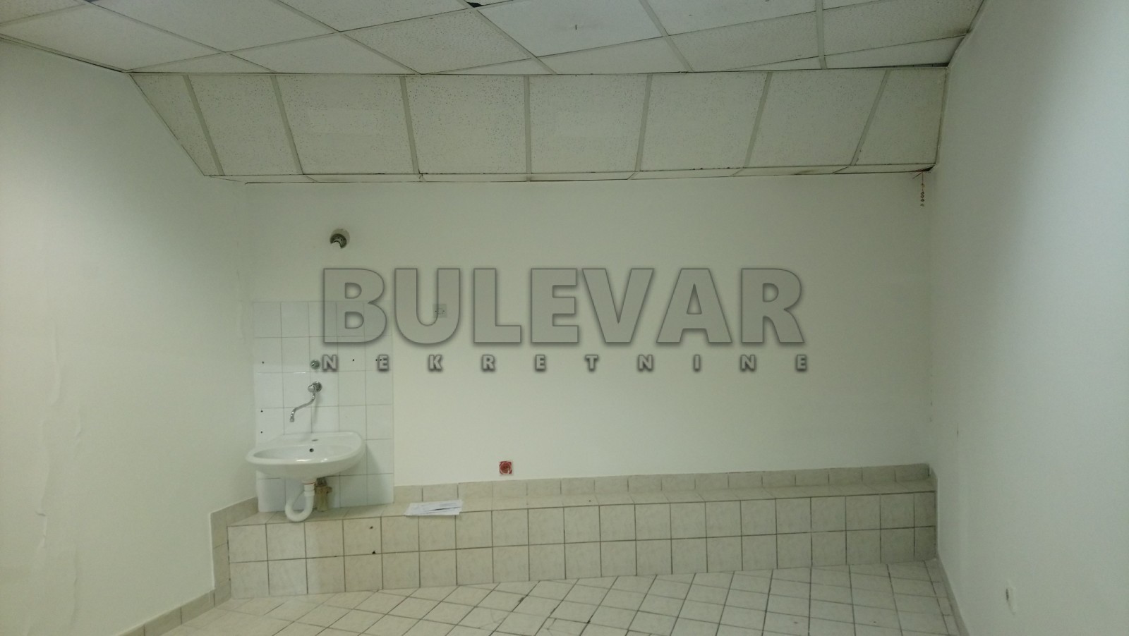 Lokal, 16 m2, Centar, Obrenovićeva ID: p-07994 8