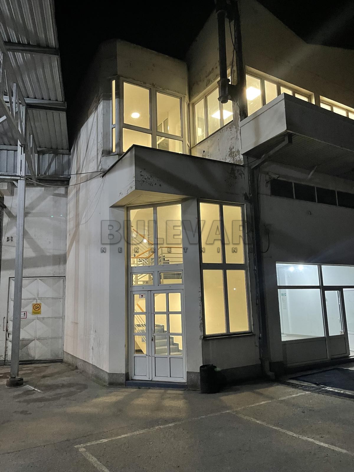 Lokal, 200 m2, Čamurlija, Bulevar Nikole Tesle ID: i-06316 11