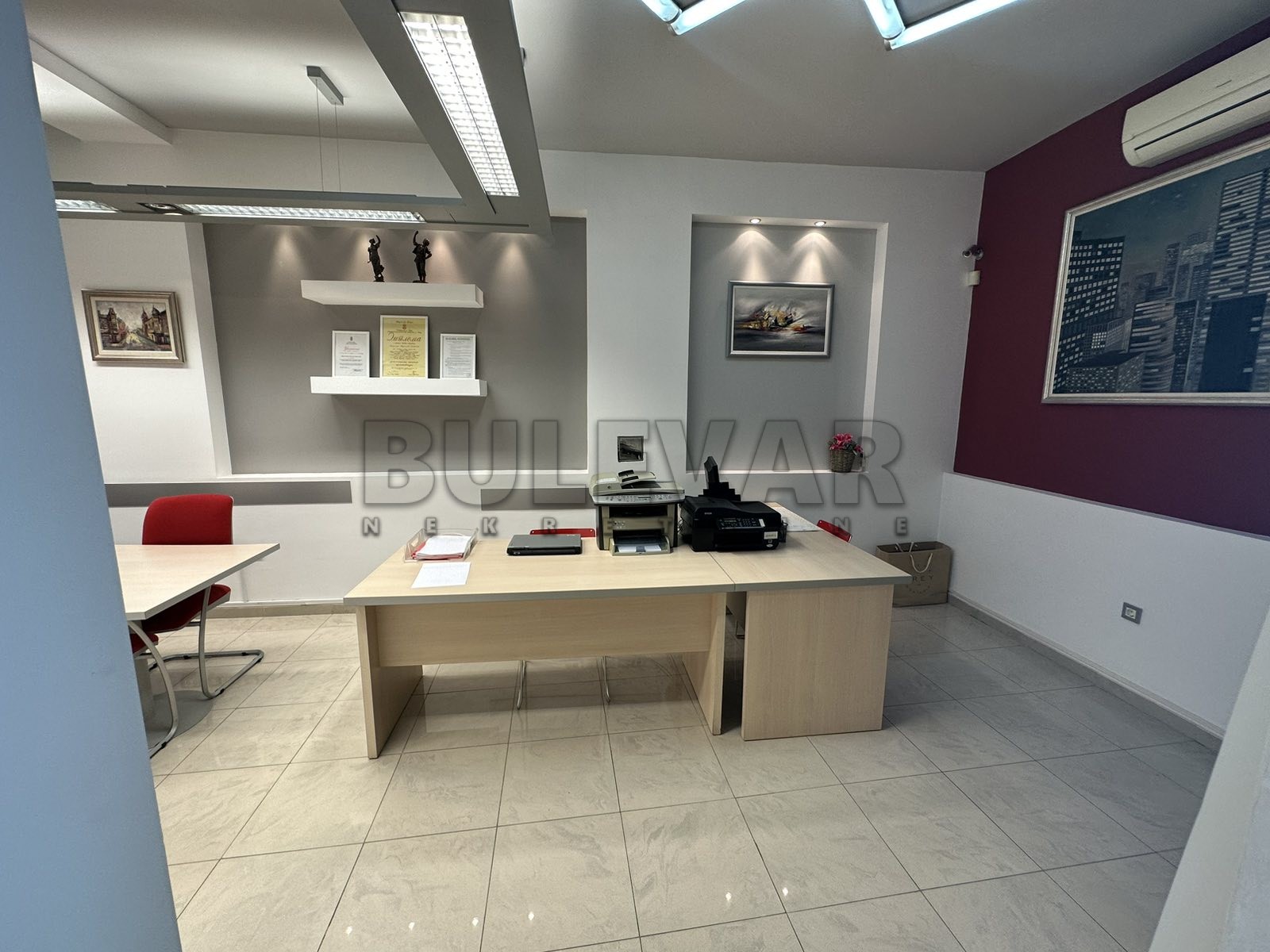 Lokal, 200 m2, Centar, Jeronimova ID: i-09200 5