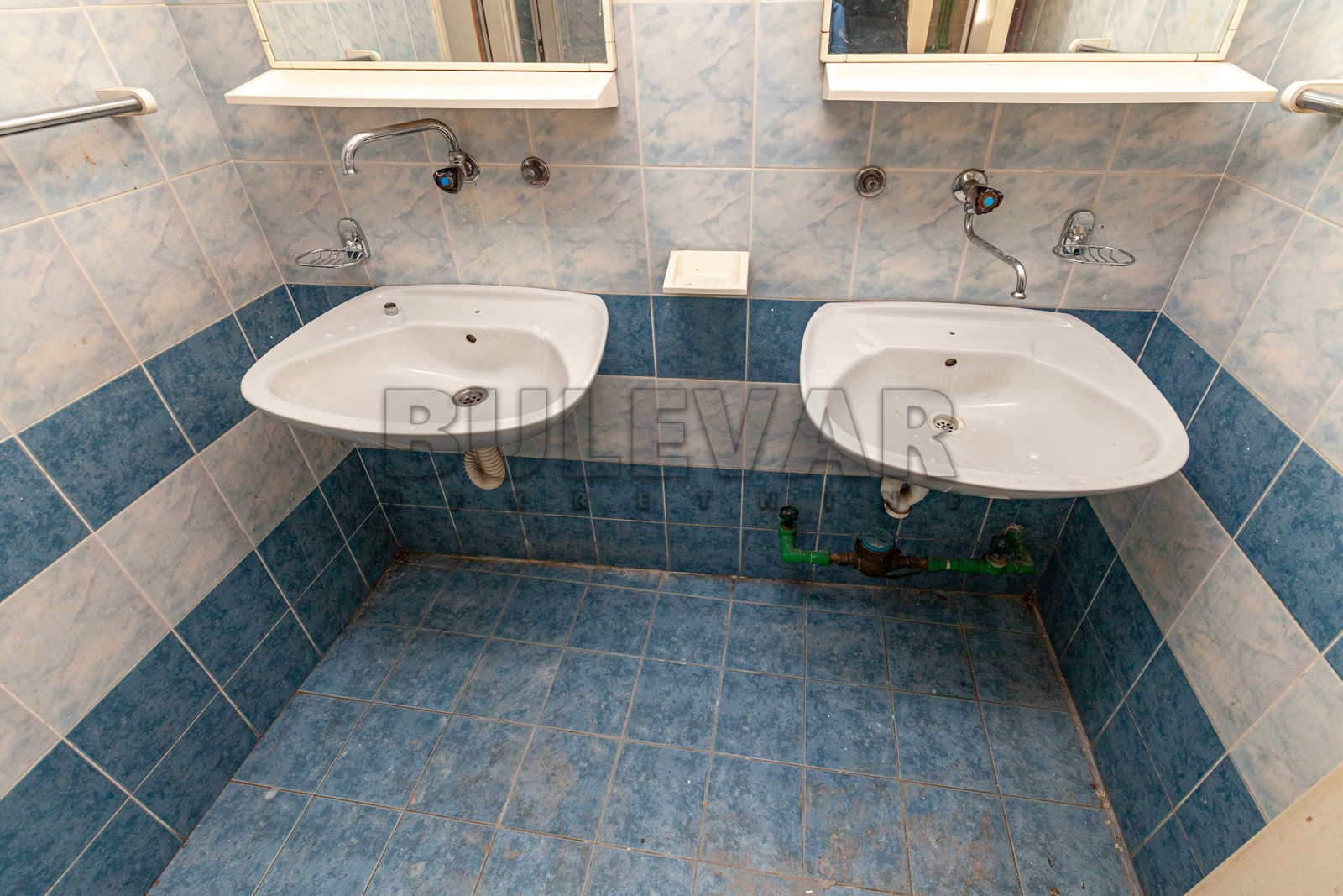 Lokal, 200 m2, Centar, Obrenovićeva ID: i-04431 9