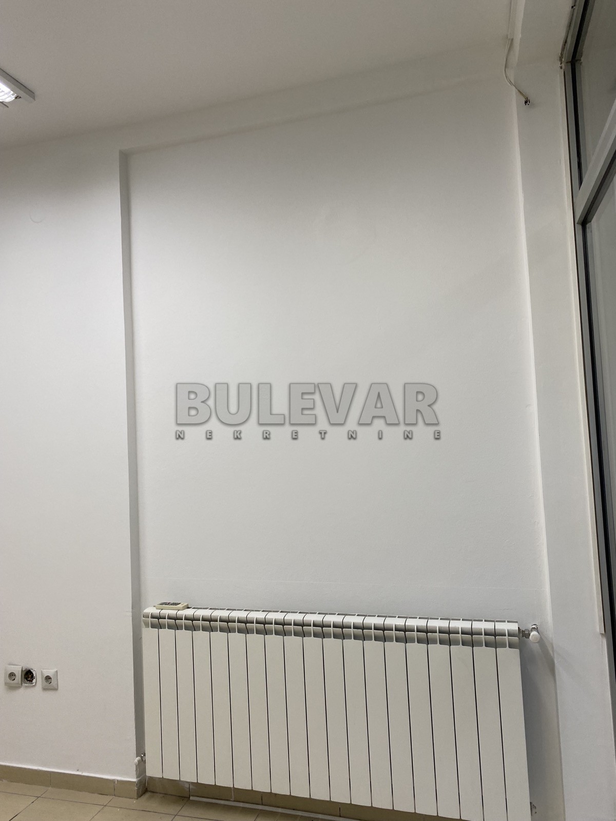 Lokal, 21 m2, Centar, Miloja Pavlovića ID: p-010200 4