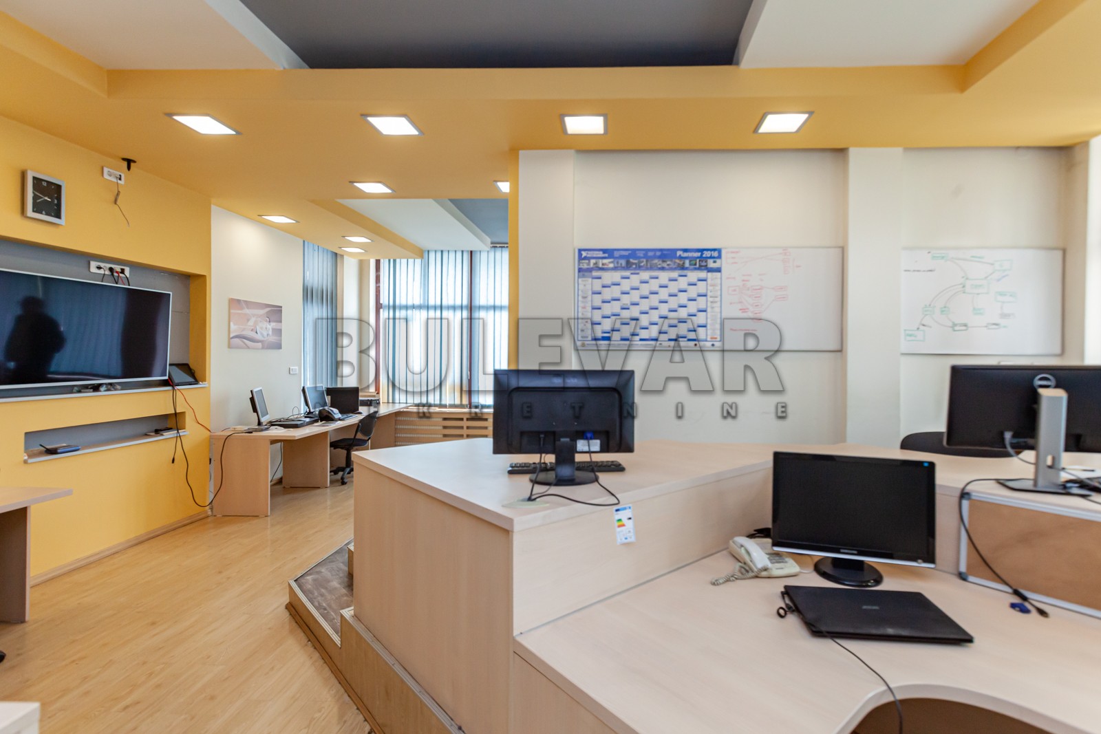 Lokal, 229 m2, Tehnički fakulteti, Bulevar Nikole Tesle ID: p-08577 16