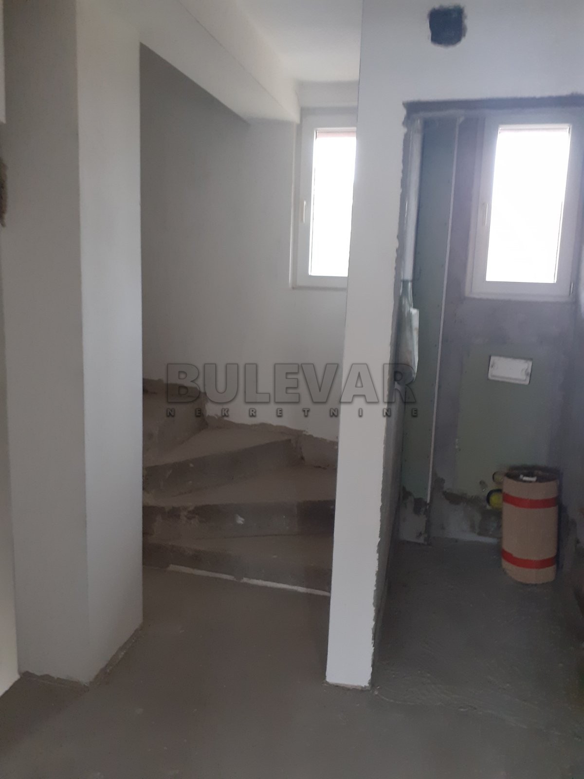 Lokal, 250 m2, Durlan, Matejevački put ID: i-04334 10