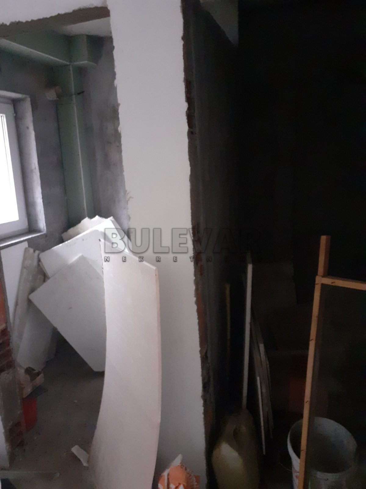 Lokal, 250 m2, Durlan, Matejevački put ID: i-04334 6