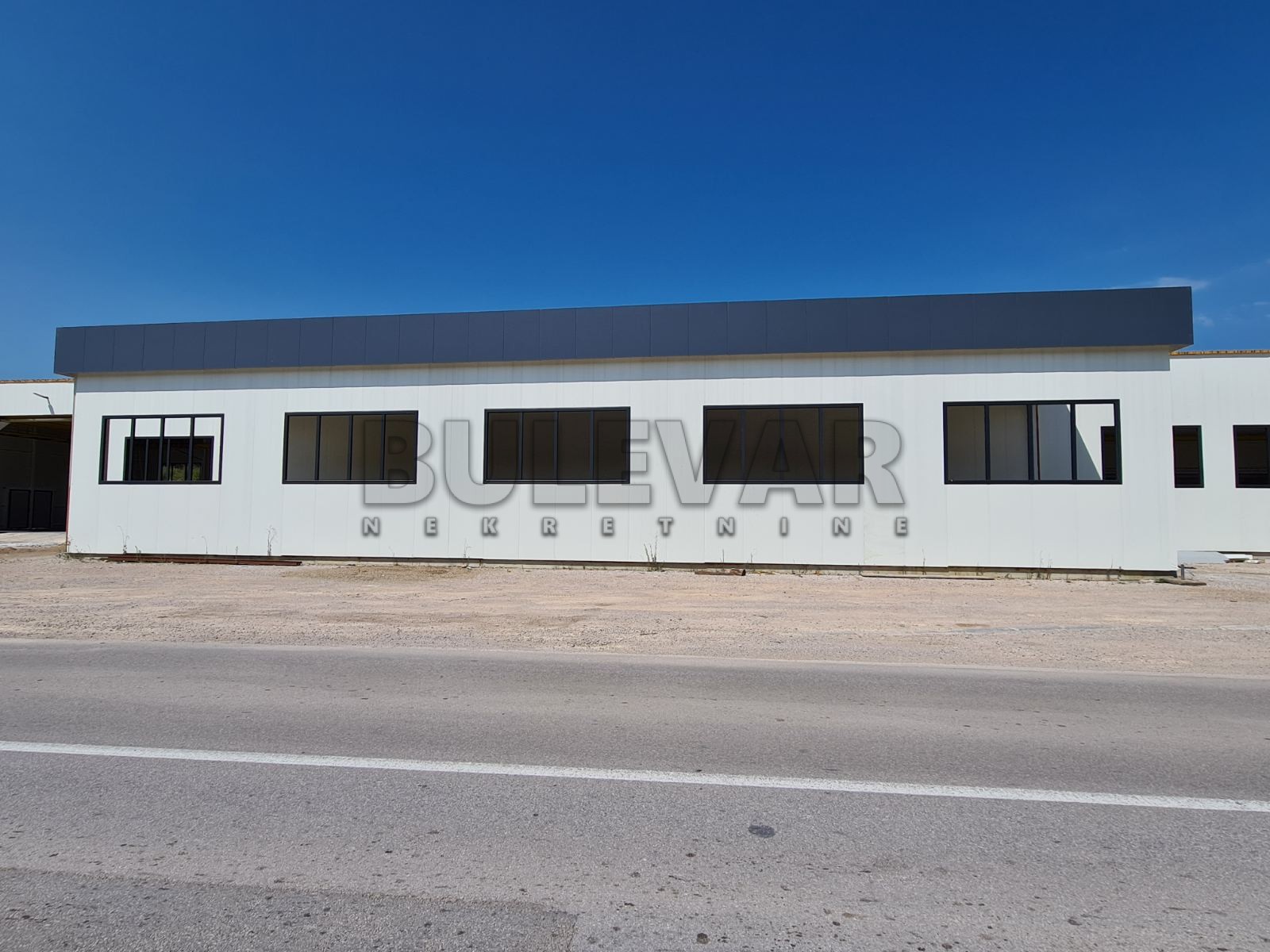 Lokal, 250 m2, Dušana Trifunca ID: i-09382 4