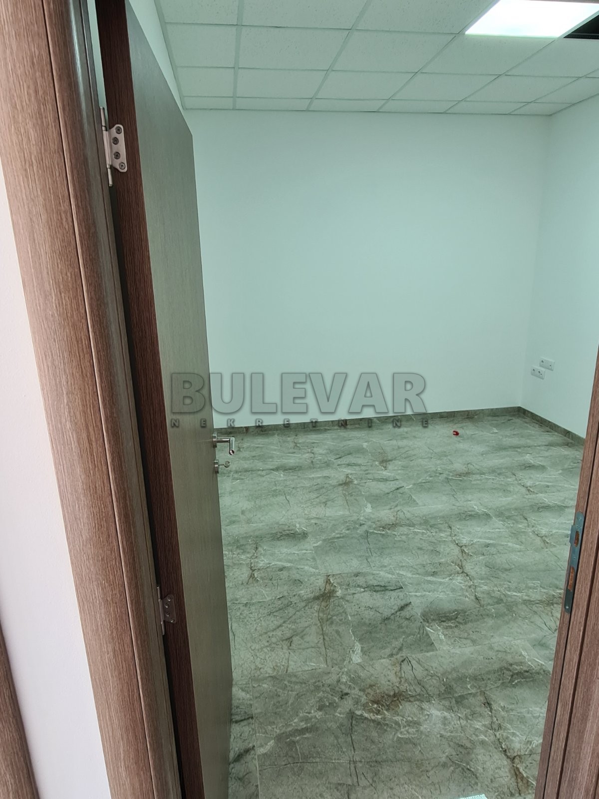 Lokal, 250 m2, Dušana Trifunca ID: i-09382 9