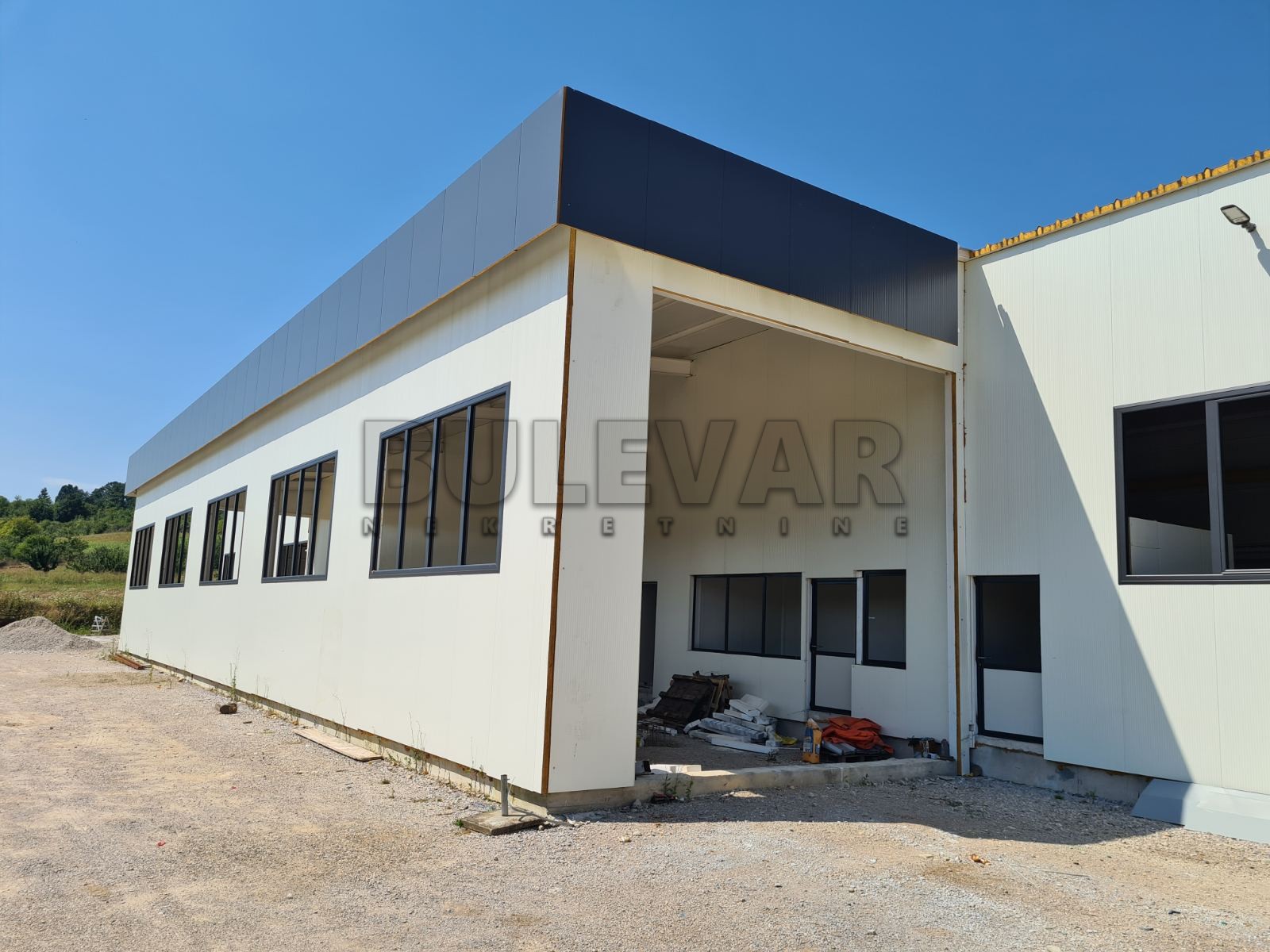 Lokal, 250 m2, Dušana Trifunca ID: i-09382 1