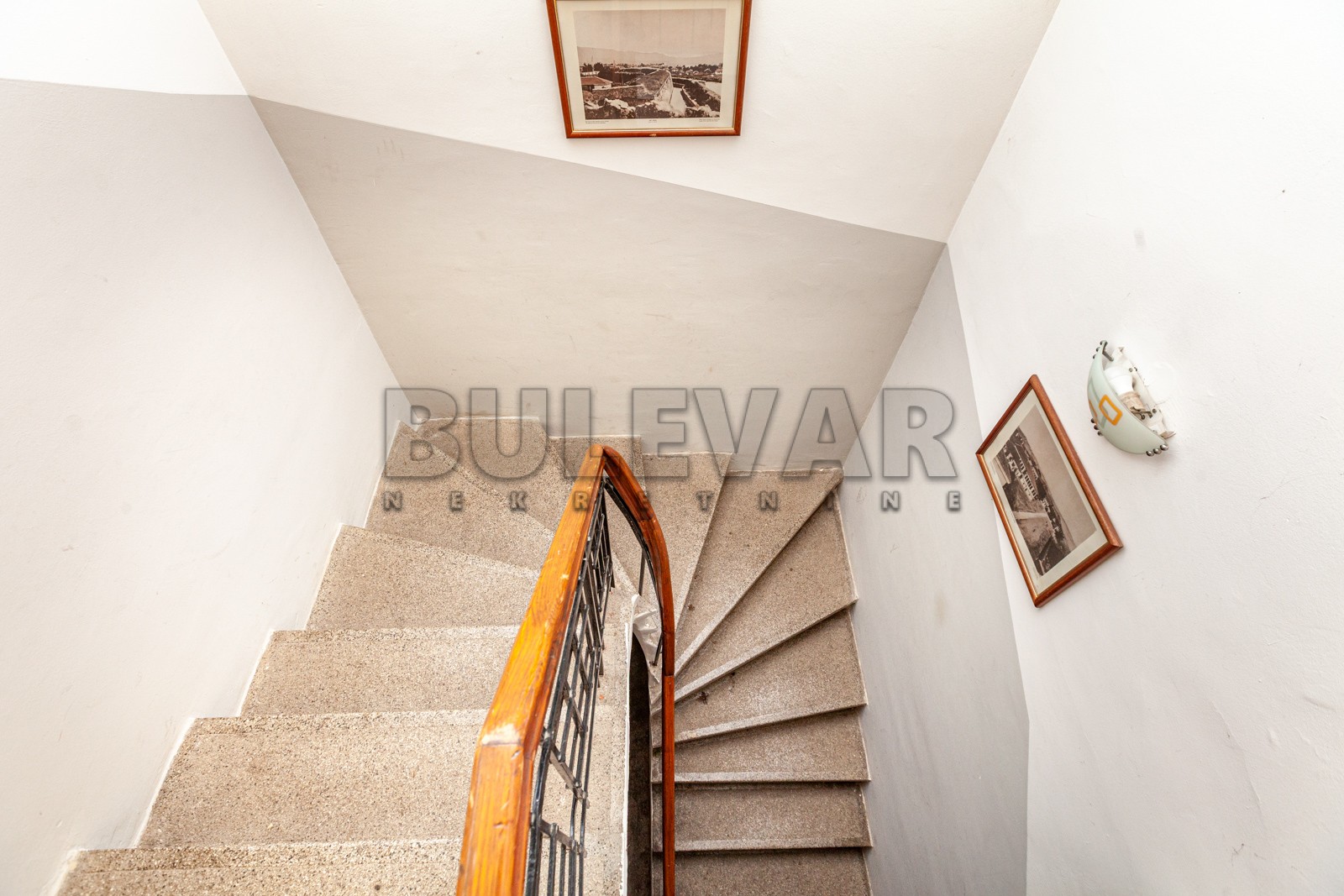 Lokal, 250 m2, Filozofski fakultet, Prvomajska ID: i-03801 10