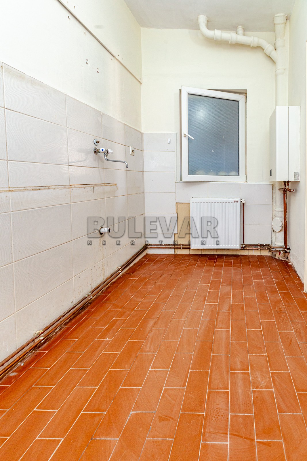 Lokal, 250 m2, Filozofski fakultet, Prvomajska ID: i-03801 23