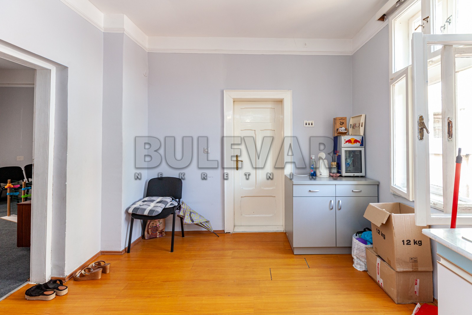 Lokal, 250 m2, Filozofski fakultet, Prvomajska ID: i-03801 5