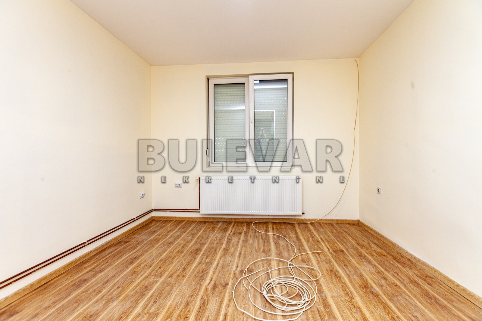 Lokal, 250 m2, Filozofski fakultet, Prvomajska ID: i-03801 14