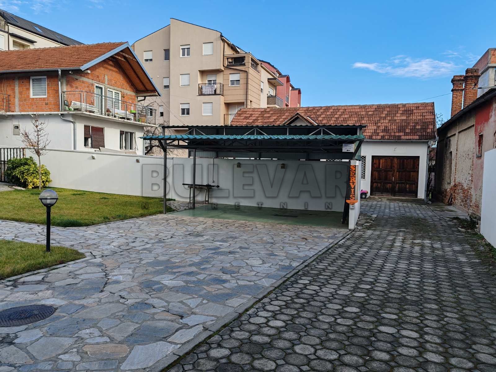Lokal, 300 m2, Centar, Karađorđeva ID: i-010642 4